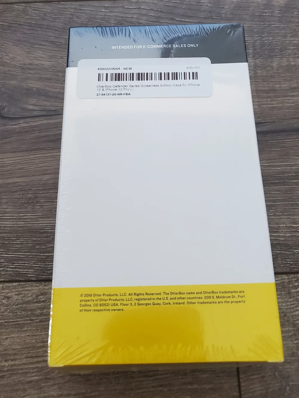 OtterBox Defender Series Screenless Edition Case for iPhone 12 & iPhone 12 Pro - Picture 3 of 5